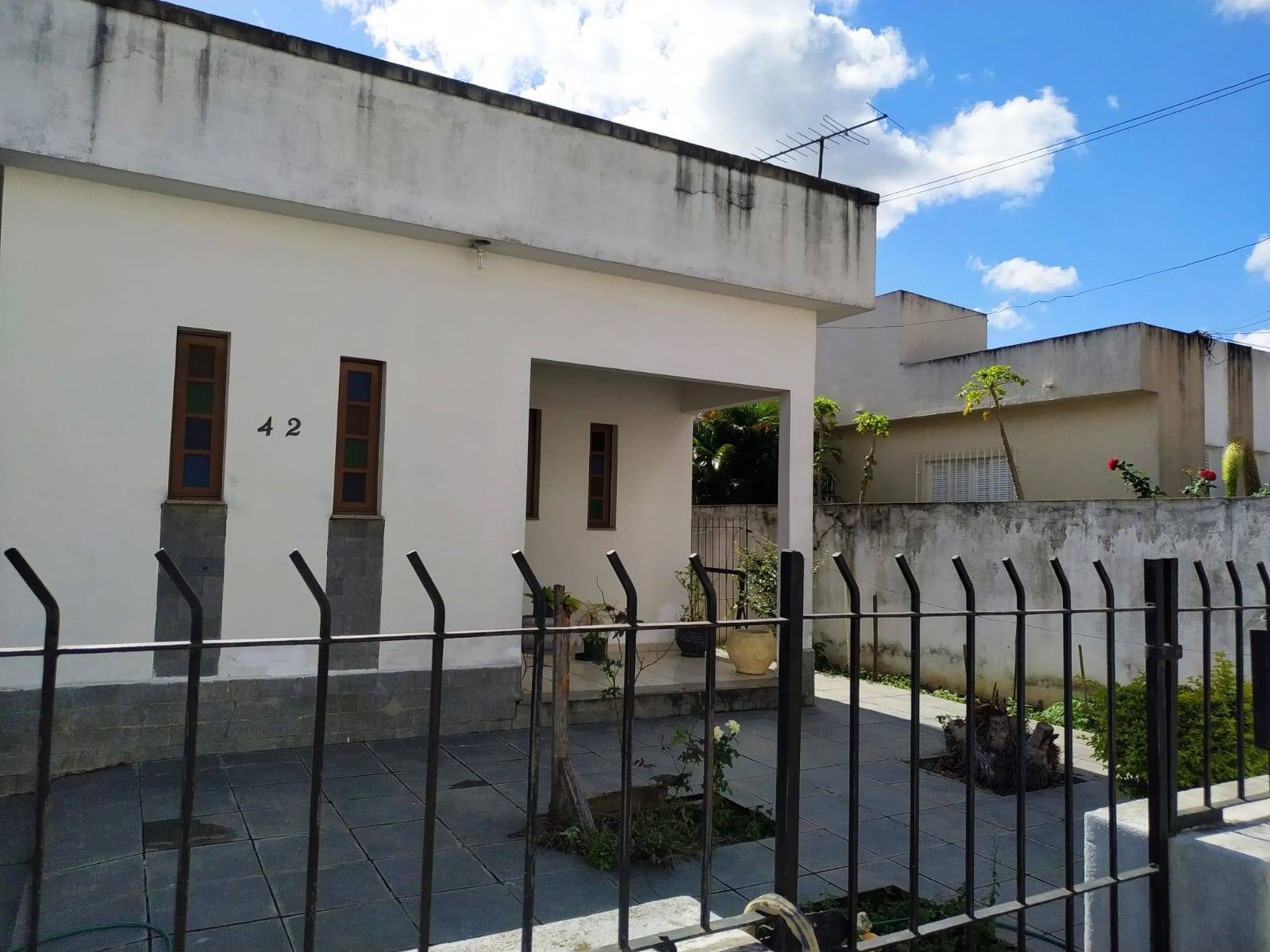 Casa à venda com 3 quartos - Foto 1