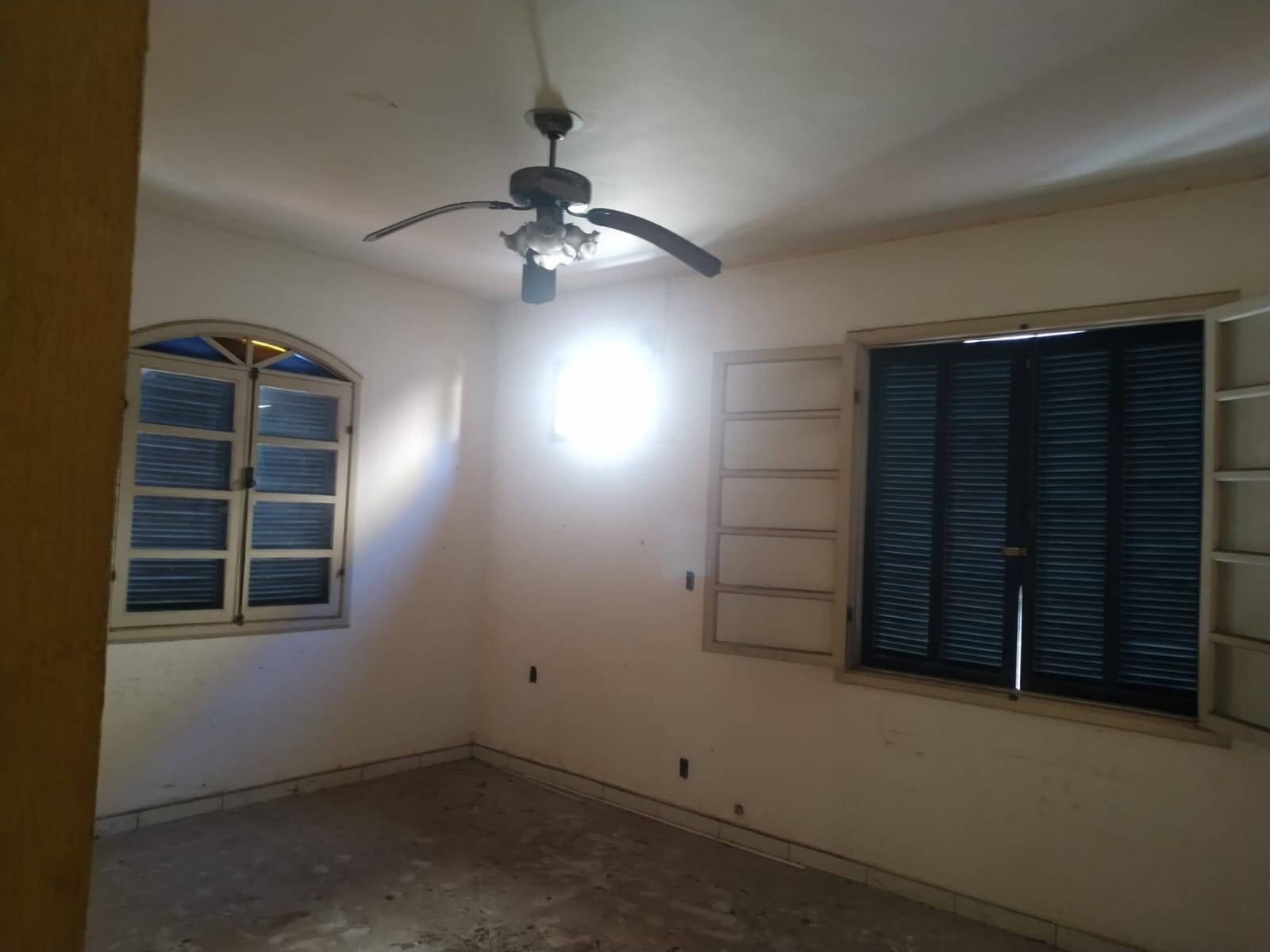 Casa à venda e aluguel com 3 quartos - Foto 12