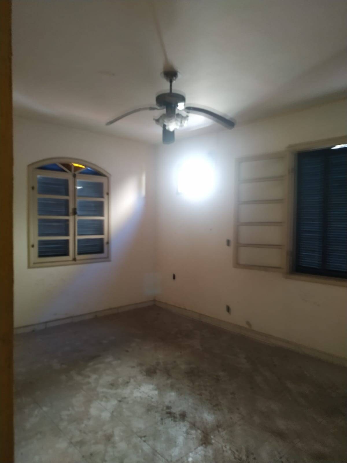 Casa à venda e aluguel com 3 quartos - Foto 16