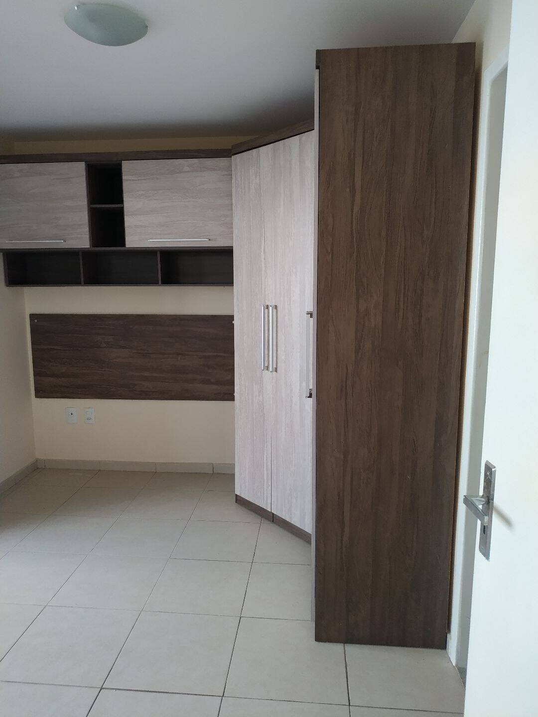 #97 - Apartamento para Venda em Campos dos Goytacazes - RJ