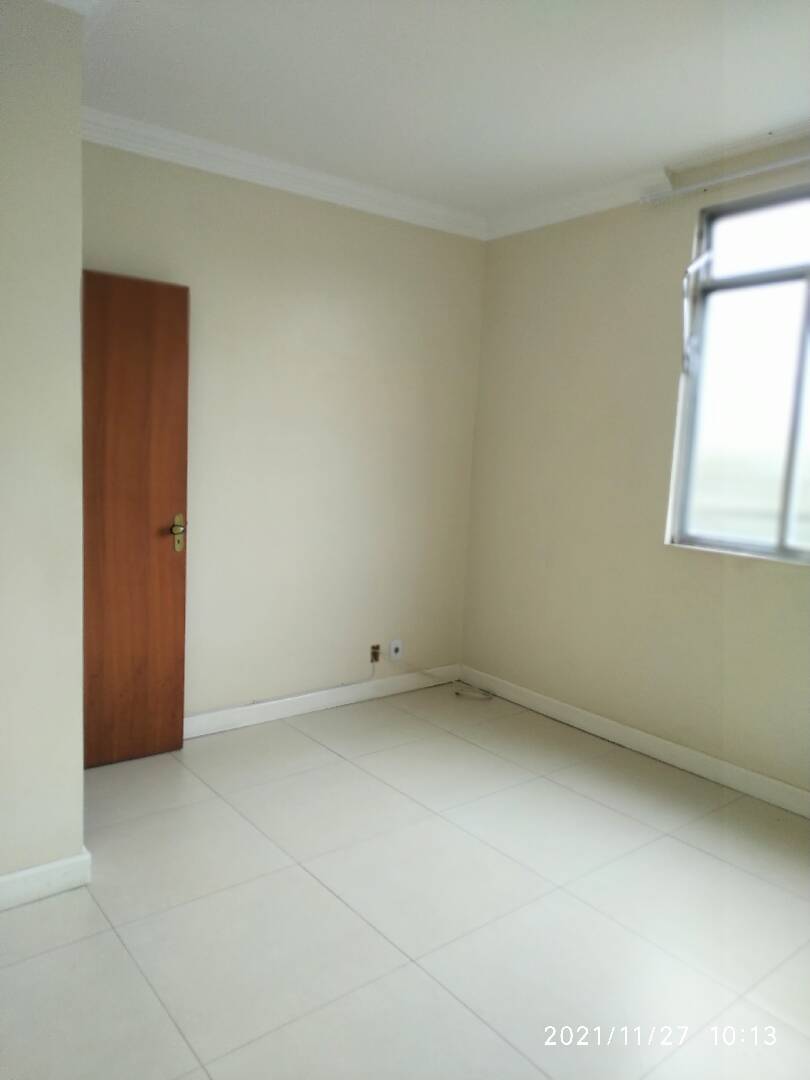 Apartamento à venda com 3 quartos, 90m² - Foto 8