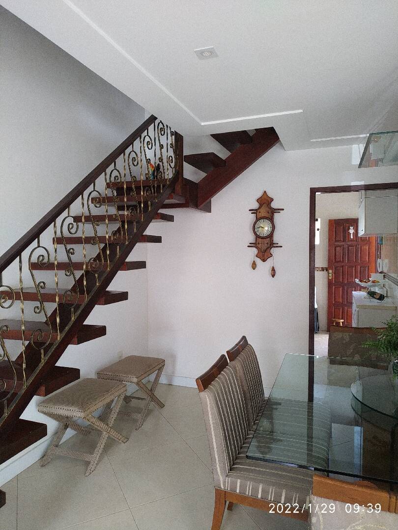 Casa à venda com 3 quartos, 130m² - Foto 10