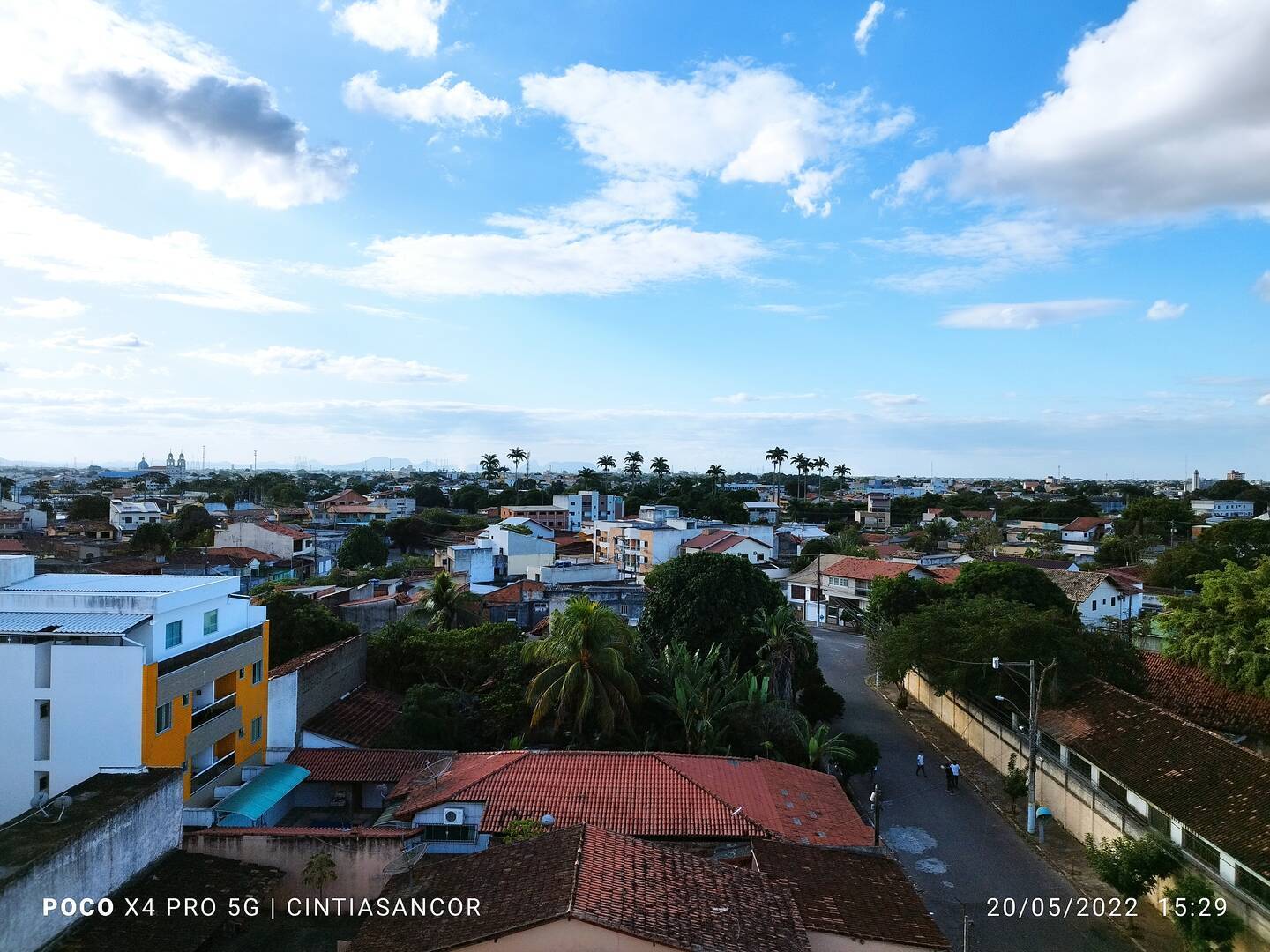 Apartamento à venda com 2 quartos, 70m² - Foto 1