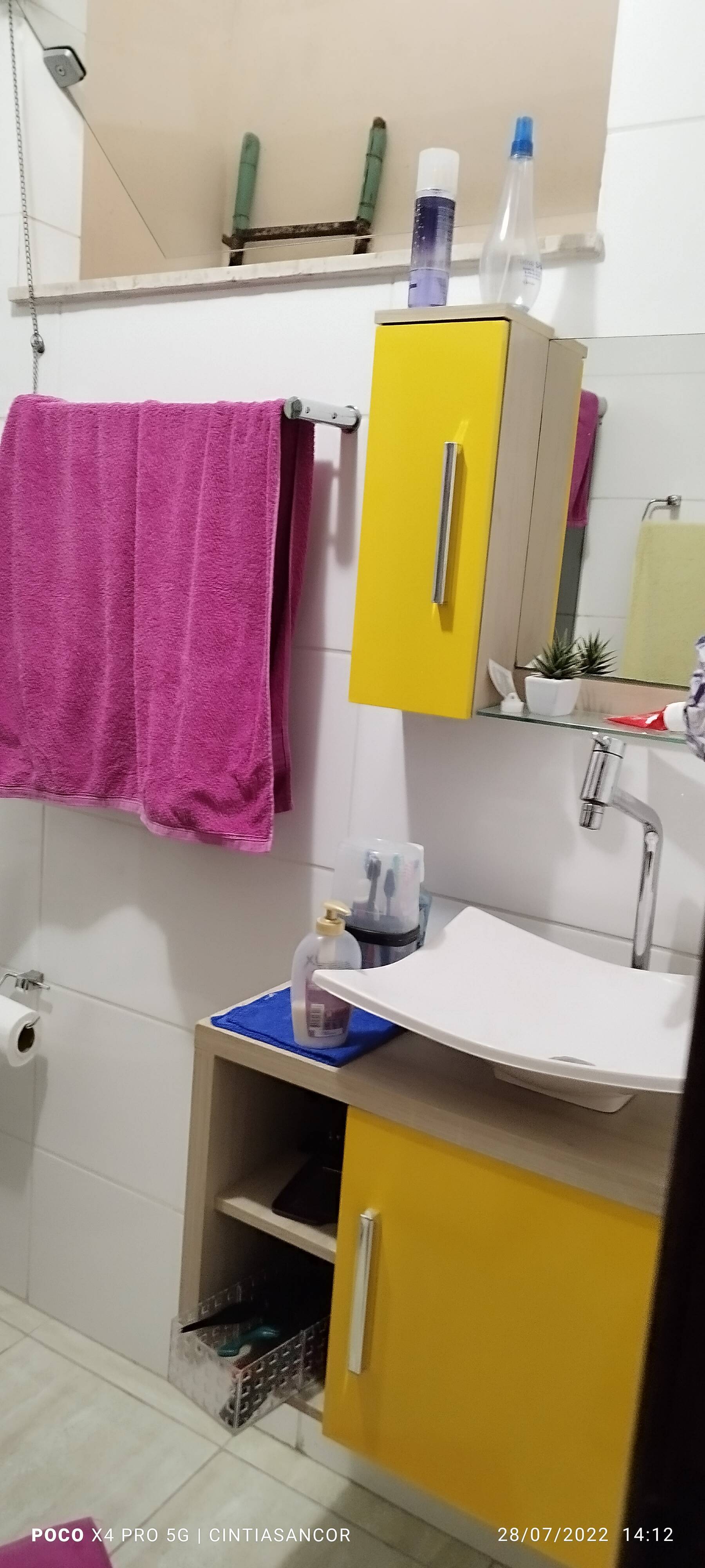 Casa à venda com 2 quartos, 90m² - Foto 2