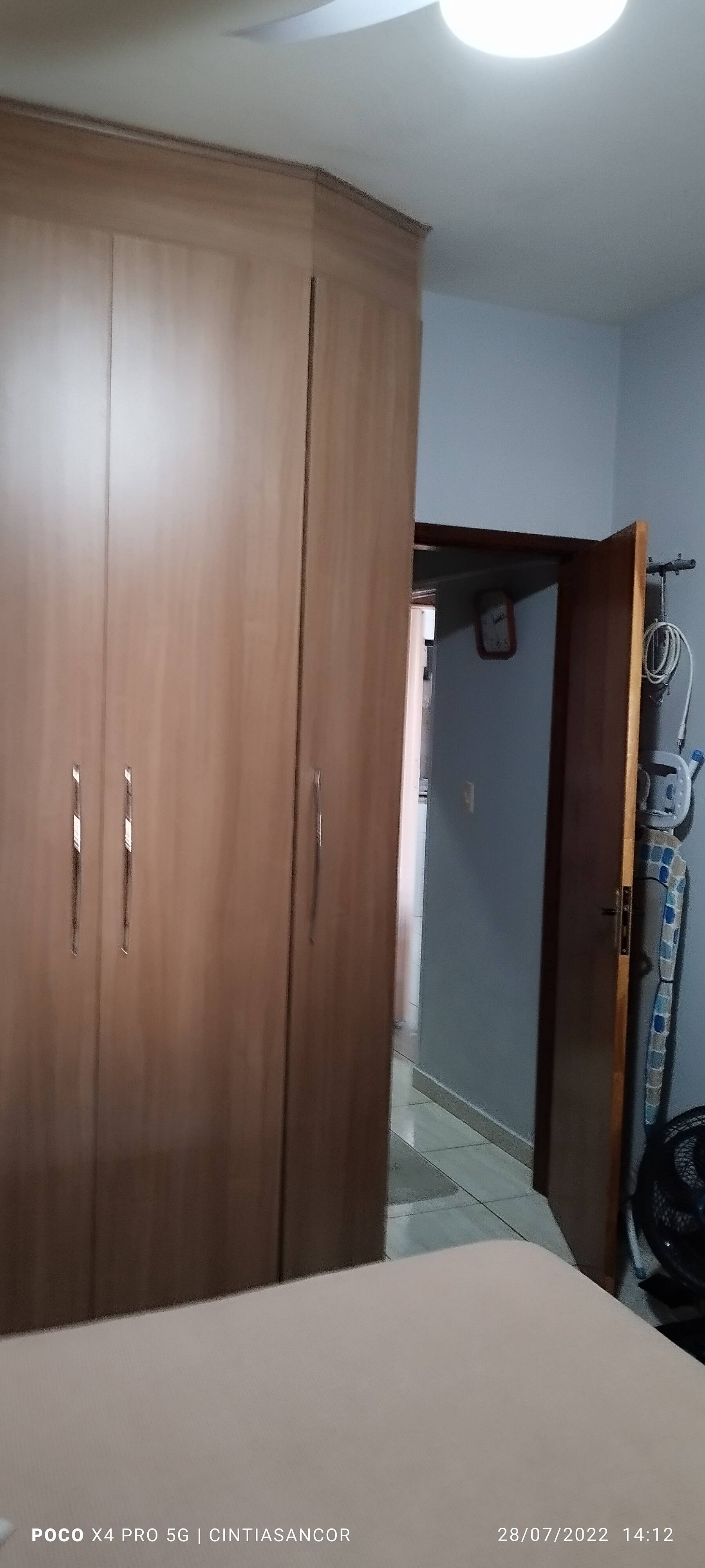 Casa à venda com 2 quartos, 90m² - Foto 4