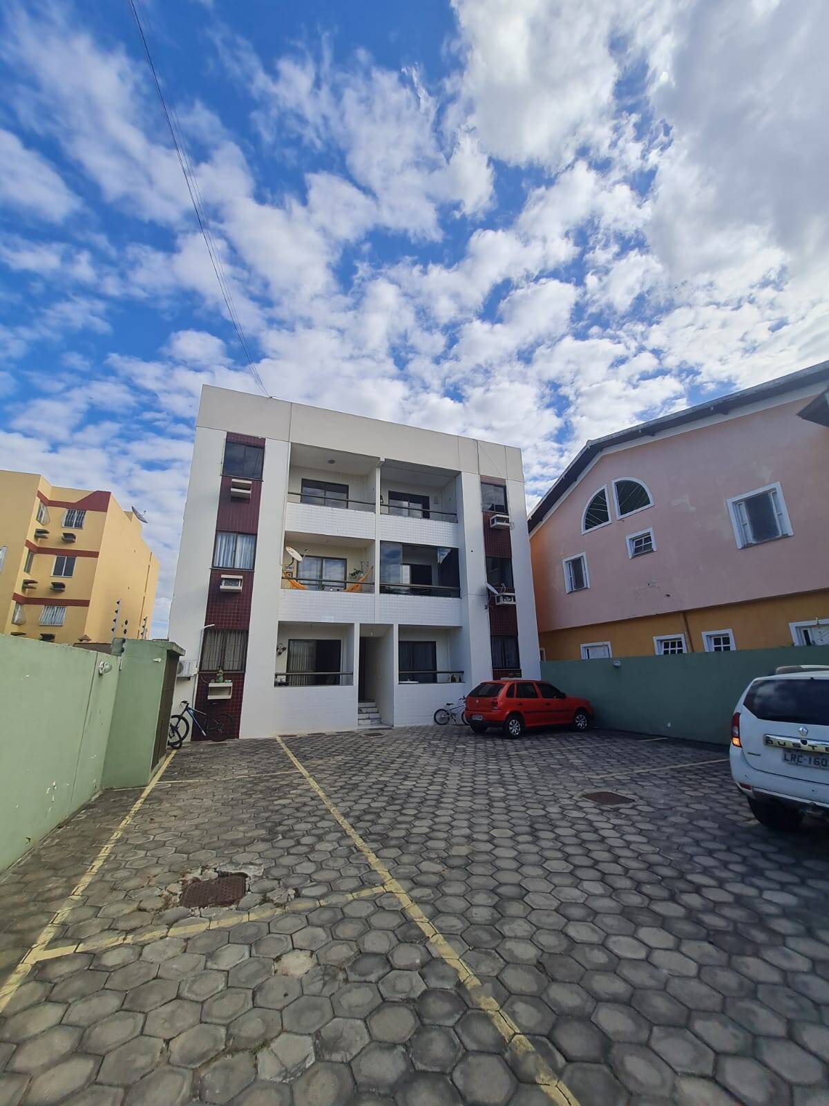 Apartamento à venda com 2 quartos, 60m² - Foto 4