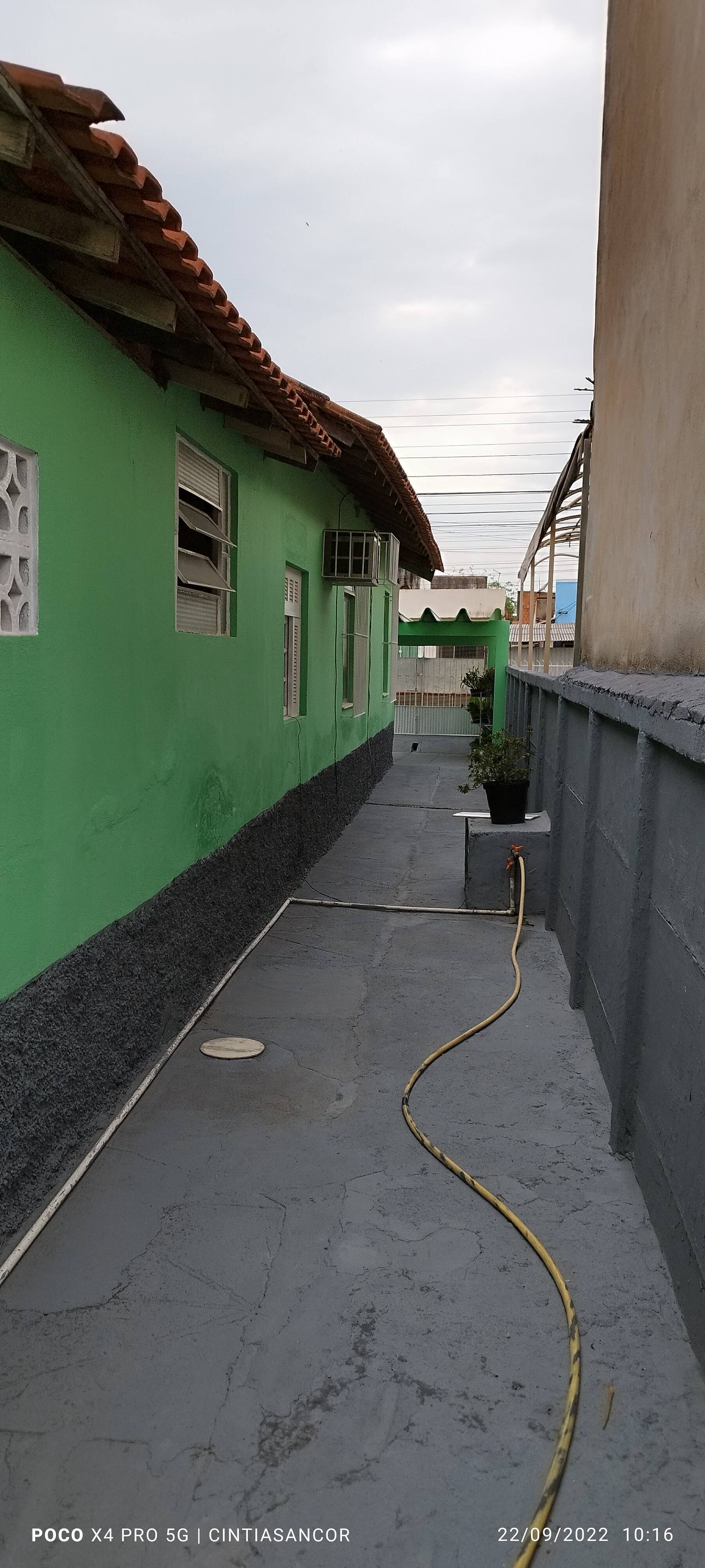 Casa à venda com 3 quartos, 70m² - Foto 4