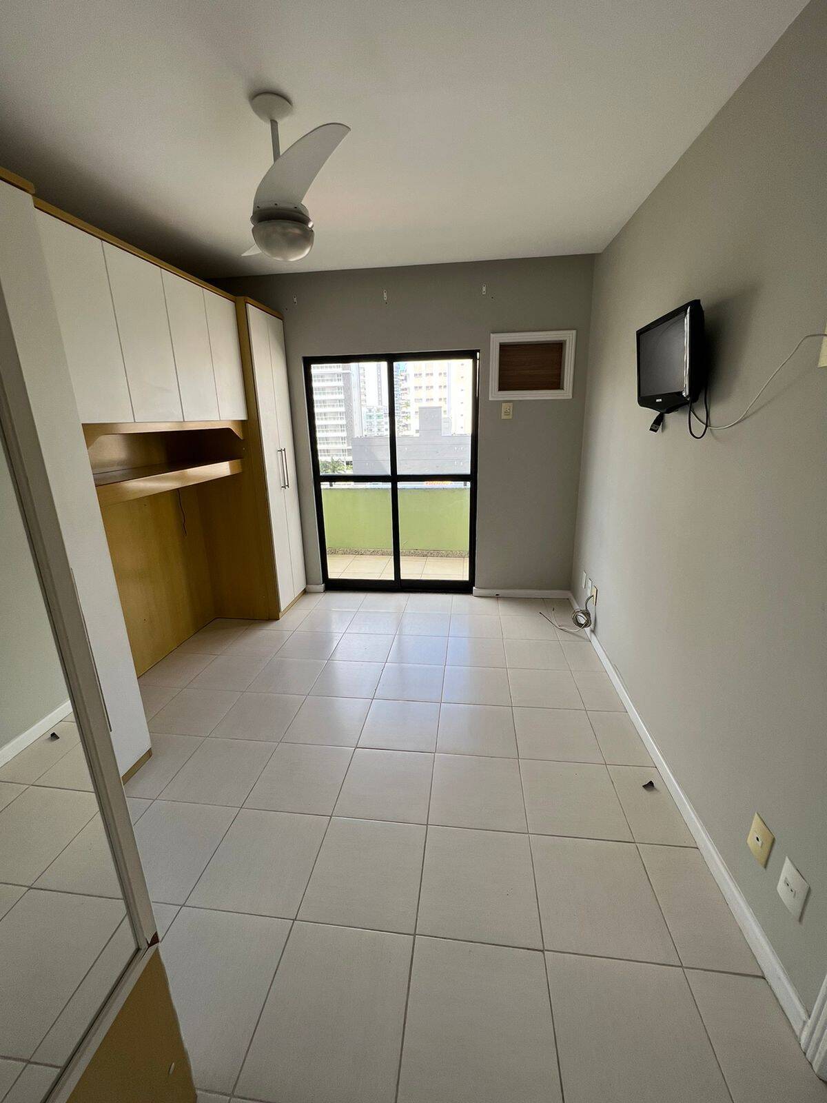 Casa à venda com 2 quartos, 70m² - Foto 4