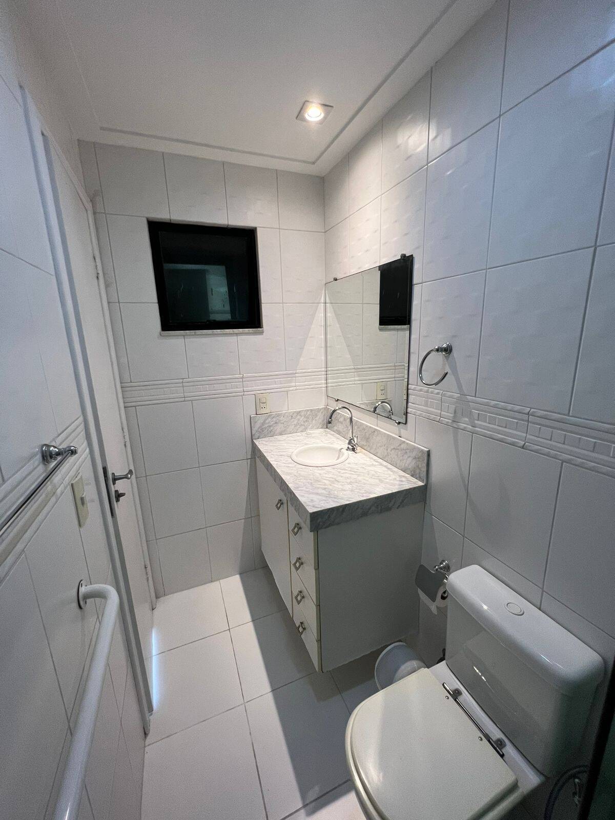 Casa à venda com 2 quartos, 70m² - Foto 7