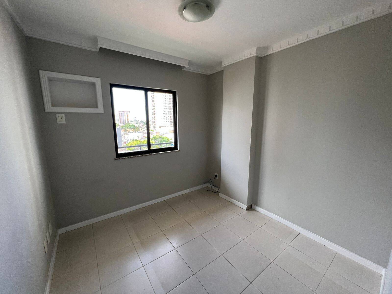 Casa à venda com 2 quartos, 70m² - Foto 12