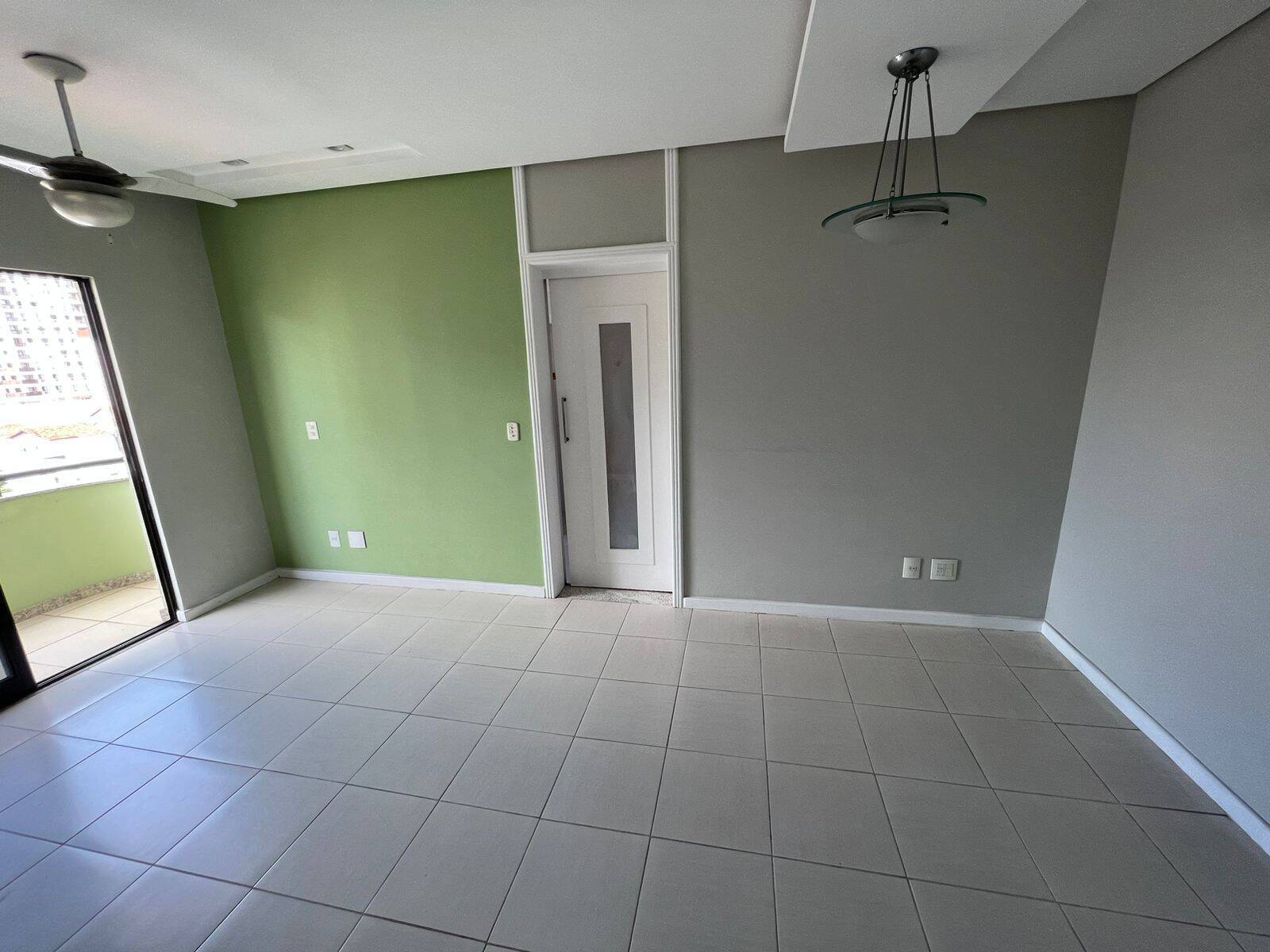 Casa à venda com 2 quartos, 70m² - Foto 14