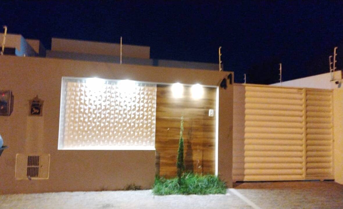 Casa à venda com 2 quartos, 65m² - Foto 3