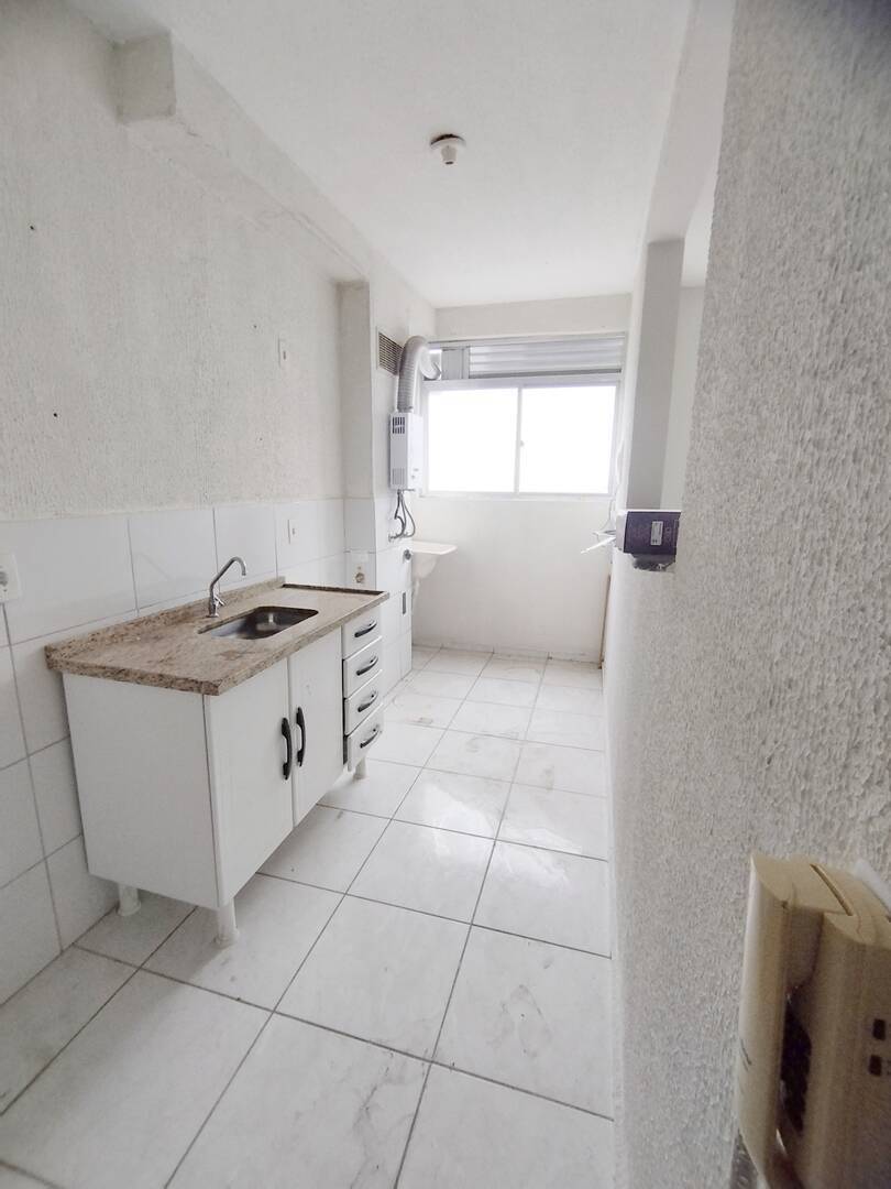 Casa à venda com 2 quartos, 50m² - Foto 1