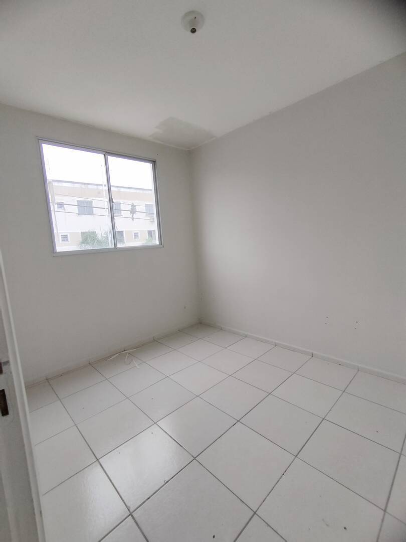 Casa à venda com 2 quartos, 50m² - Foto 6