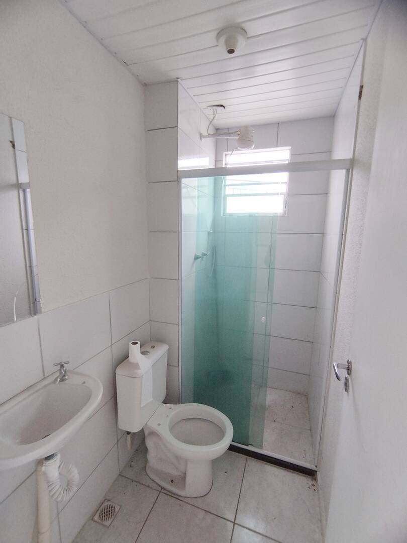 Casa à venda com 2 quartos, 50m² - Foto 7