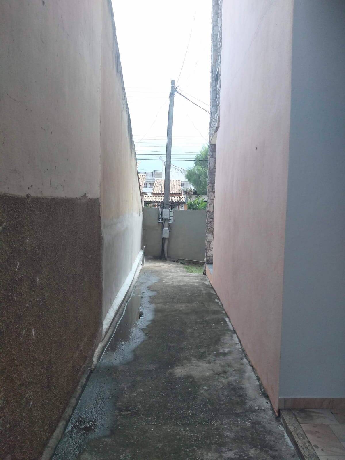 Casa à venda com 2 quartos, 100m² - Foto 4