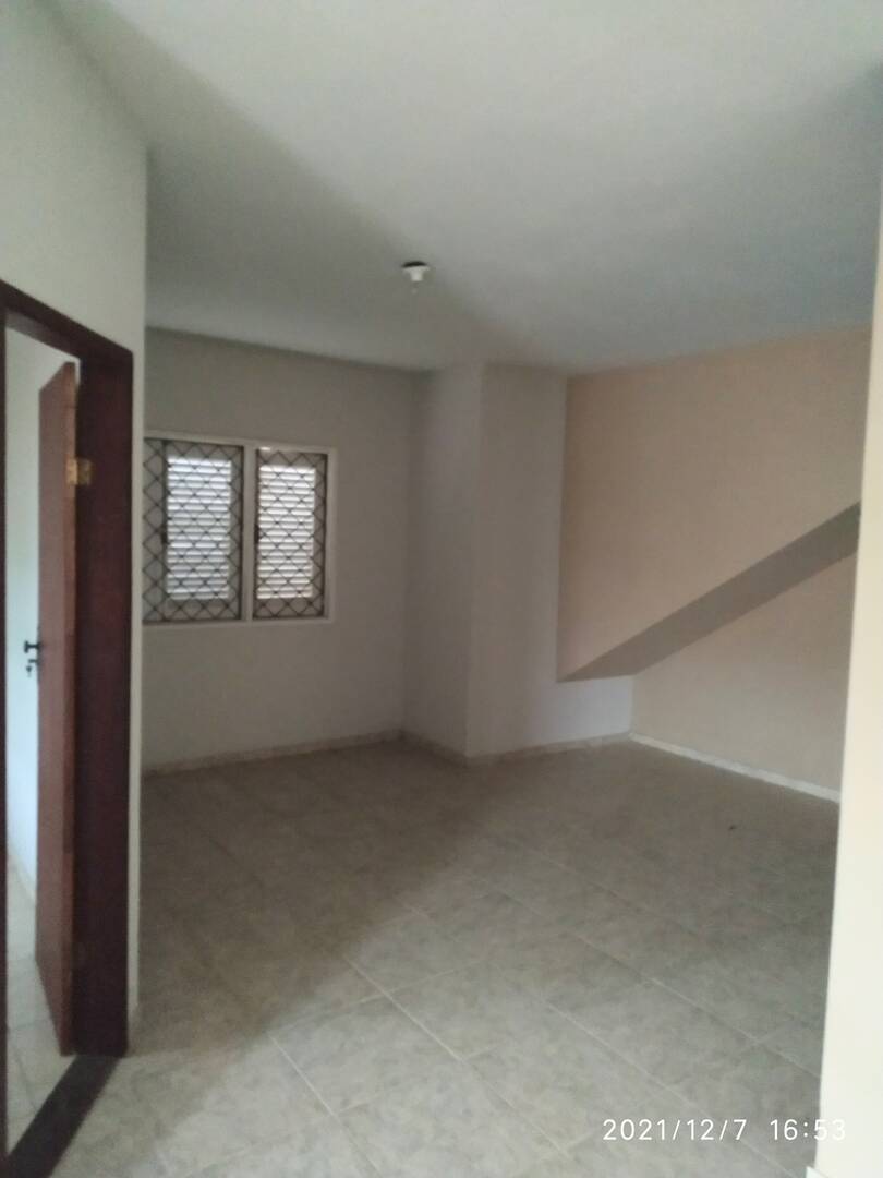 Casa à venda com 2 quartos, 100m² - Foto 28