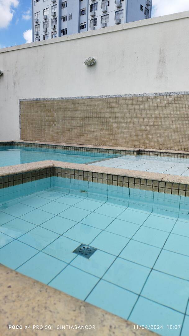 Apartamento à venda com 3 quartos, 99m² - Foto 2