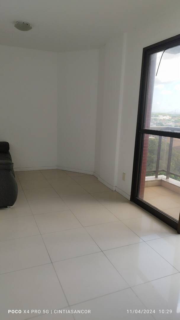 Apartamento à venda com 3 quartos, 99m² - Foto 17