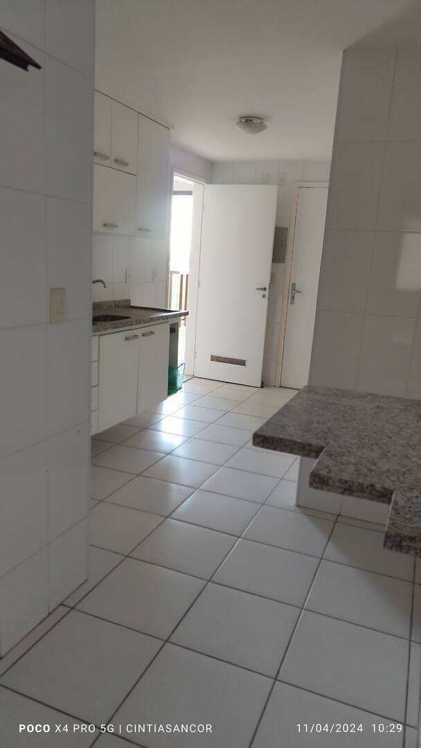 Apartamento à venda com 3 quartos, 99m² - Foto 20