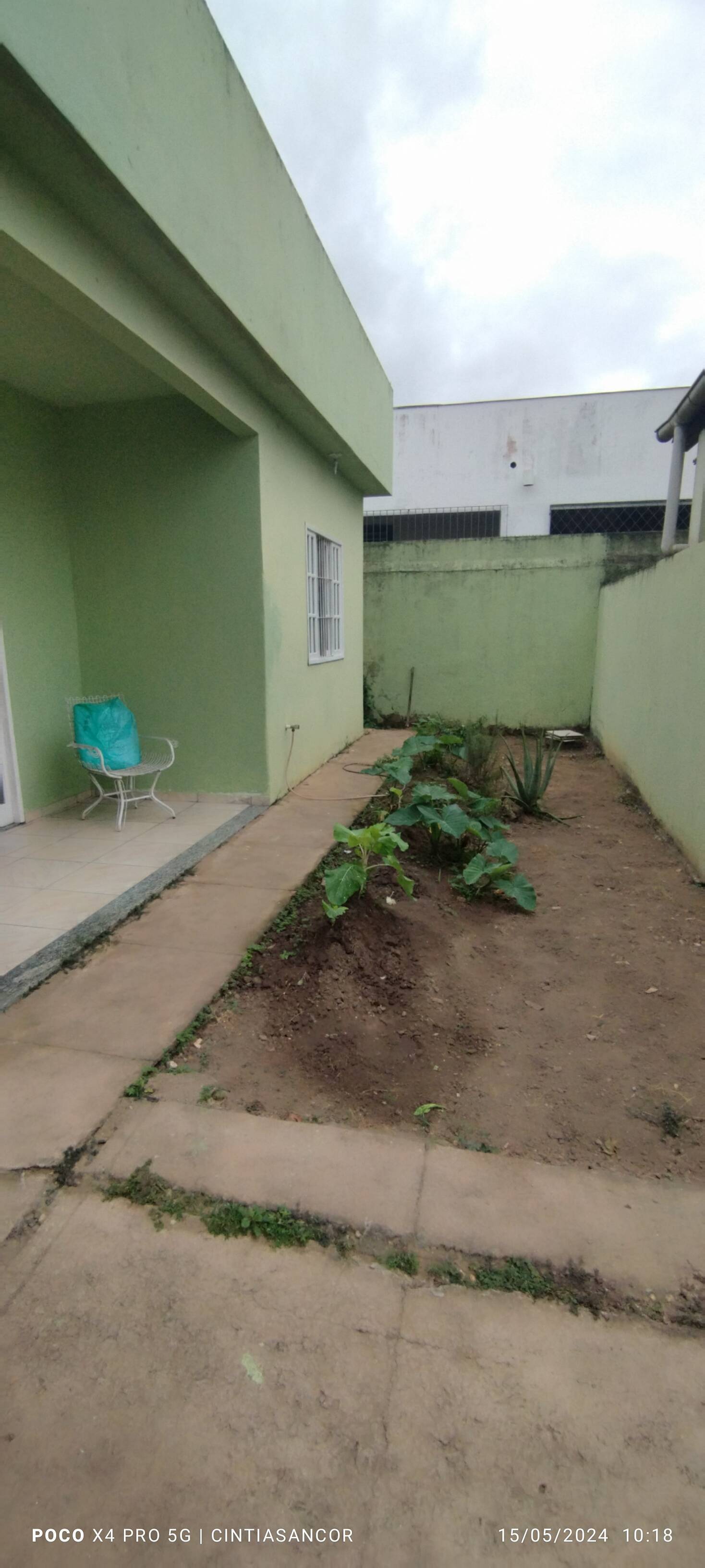 Casa à venda com 3 quartos, 110m² - Foto 11