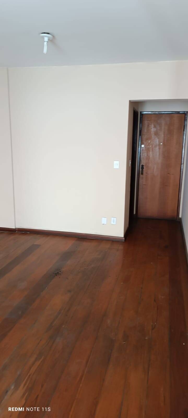 Apartamento à venda com 3 quartos - Foto 2