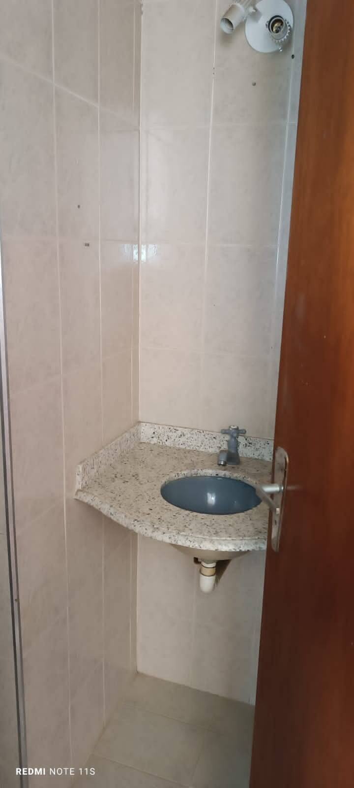 Apartamento à venda com 3 quartos - Foto 12