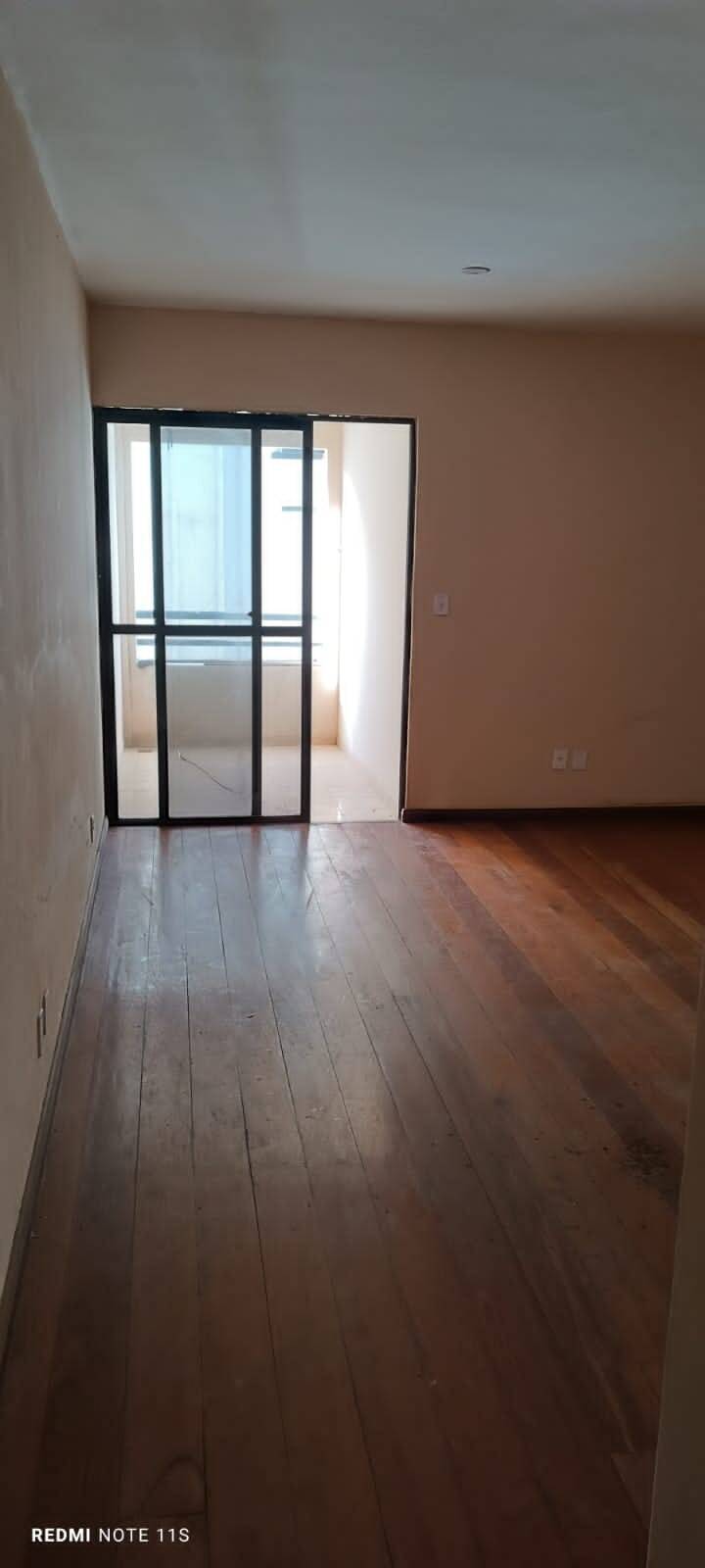 Apartamento à venda com 3 quartos - Foto 18