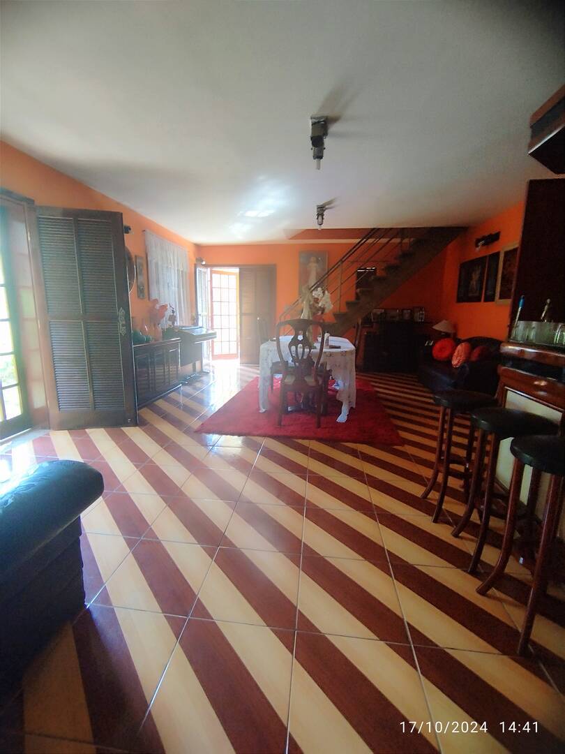 Casa à venda com 5 quartos, 1400m² - Foto 15