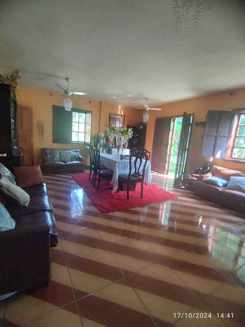 Casa à venda com 5 quartos, 1400m² - Foto 17