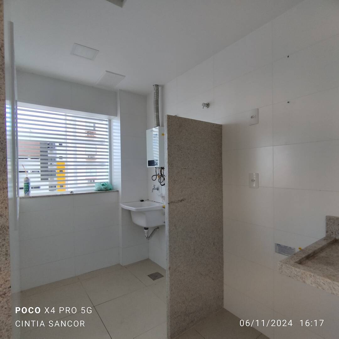Apartamento para alugar com 2 quartos, 98m² - Foto 2