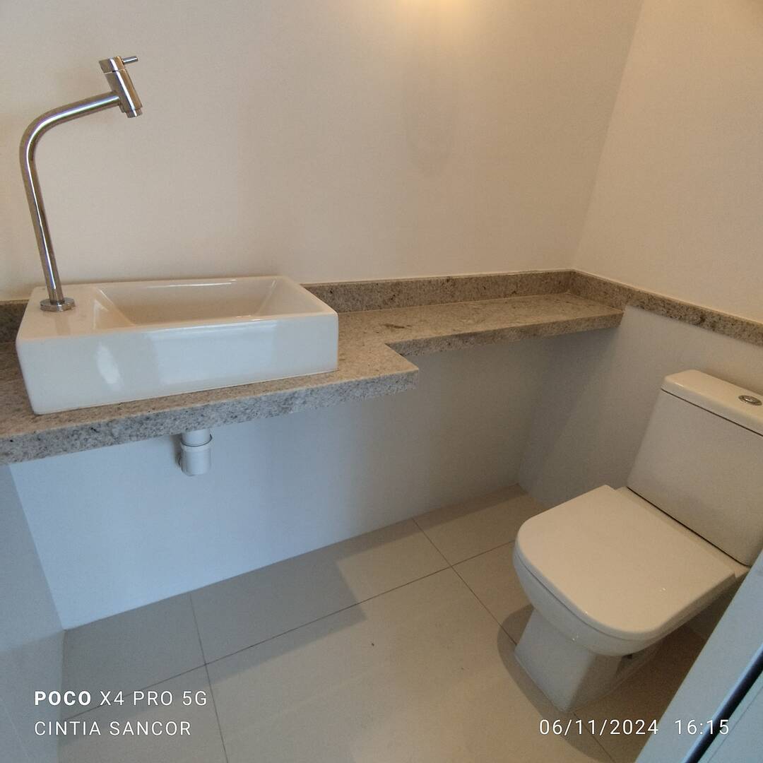 Apartamento para alugar com 2 quartos, 98m² - Foto 13
