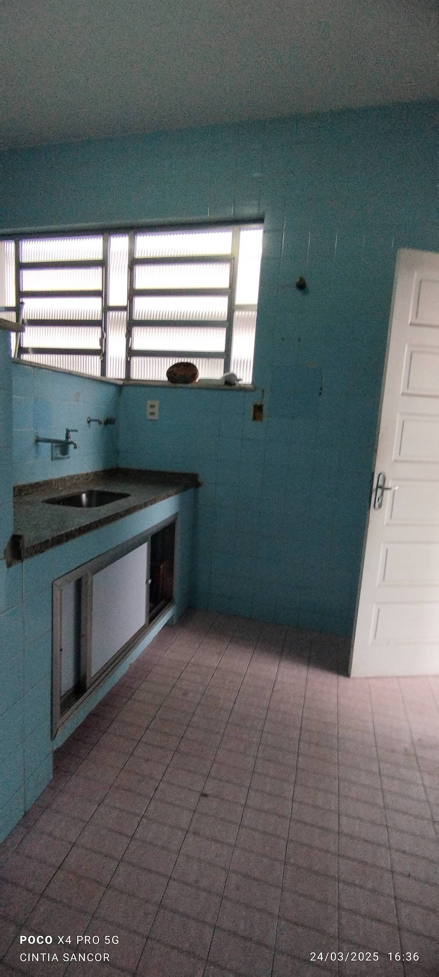Casa à venda com 4 quartos, 150m² - Foto 28
