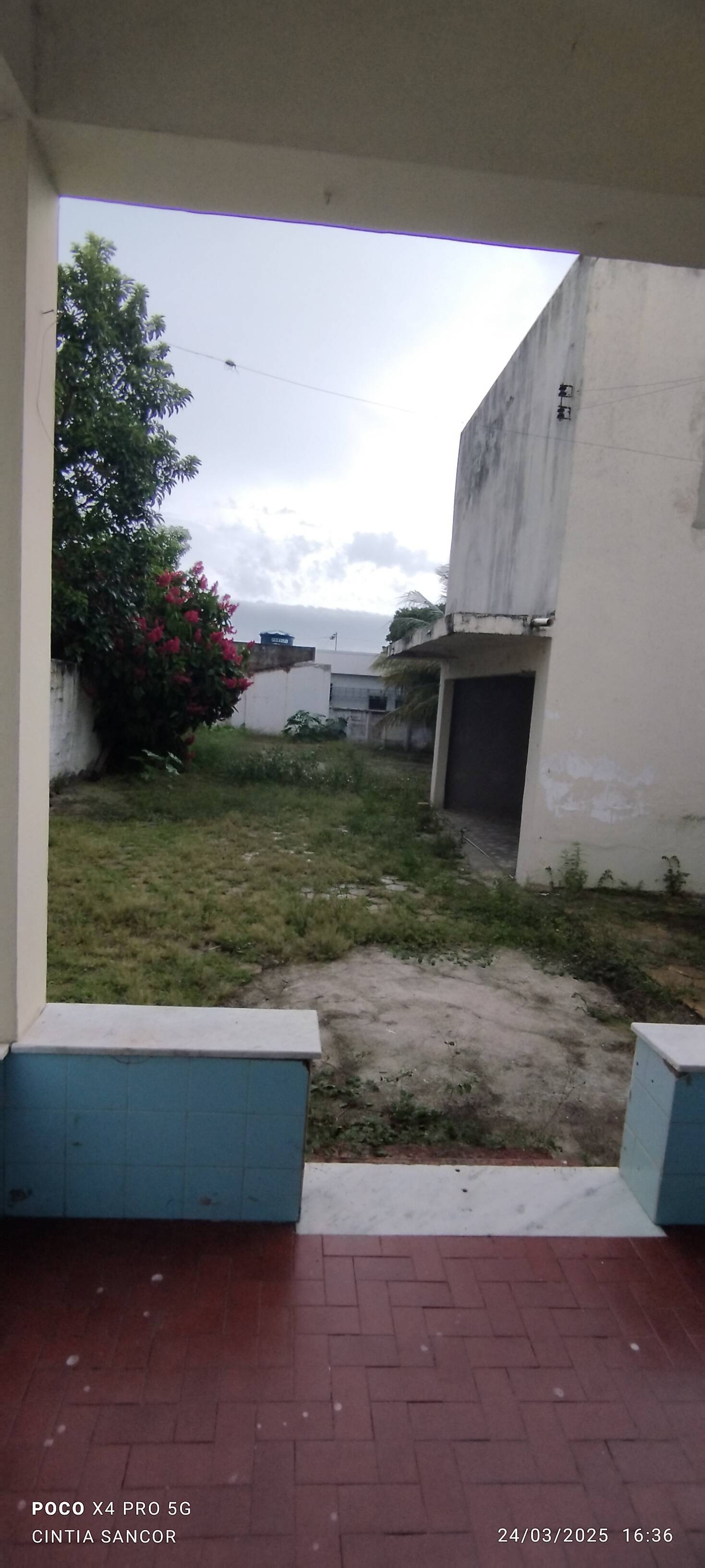 Casa à venda com 4 quartos, 150m² - Foto 27