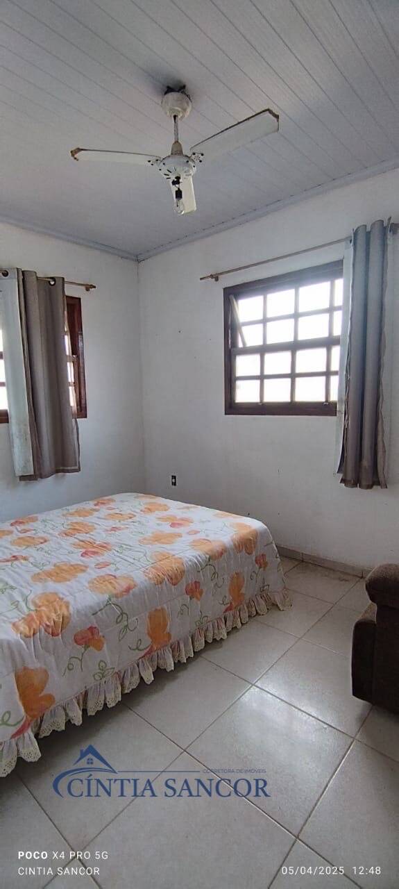 Casa para alugar com 3 quartos, 100m² - Foto 12