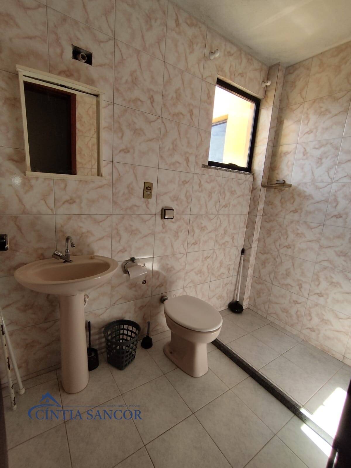 Apartamento à venda e aluguel com 2 quartos, 60m² - Foto 4