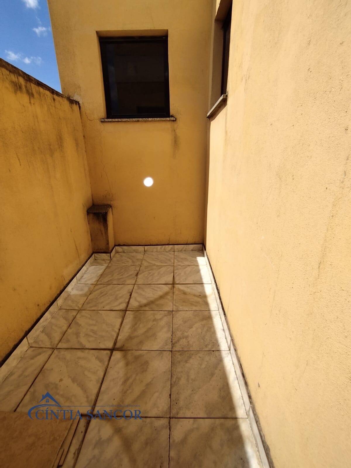 Apartamento à venda e aluguel com 2 quartos, 60m² - Foto 12
