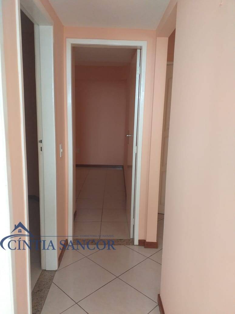 Apartamento à venda com 2 quartos, 72m² - Foto 4