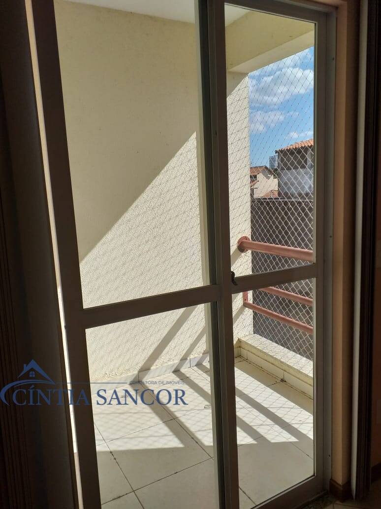 Apartamento à venda com 2 quartos, 72m² - Foto 9