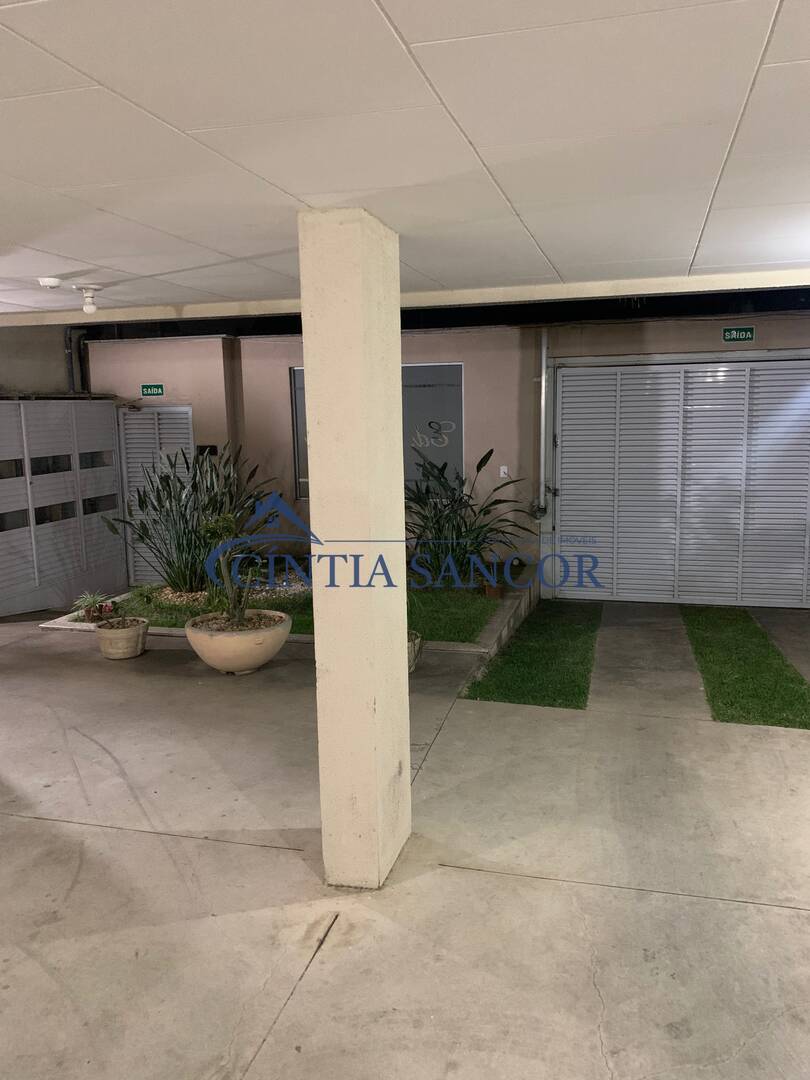Apartamento para alugar com 2 quartos, 75m² - Foto 2