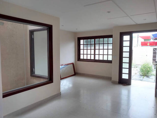 #CA2603215 - Casa para Venda em Campos dos Goytacazes - RJ