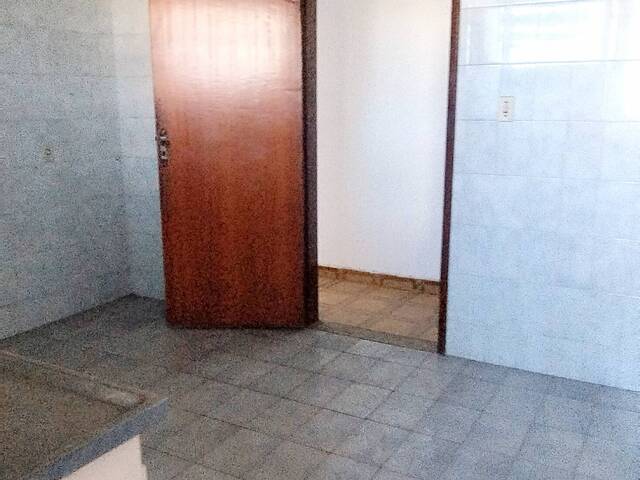 #225 - Apartamento para Venda em Campos dos Goytacazes - RJ - 1