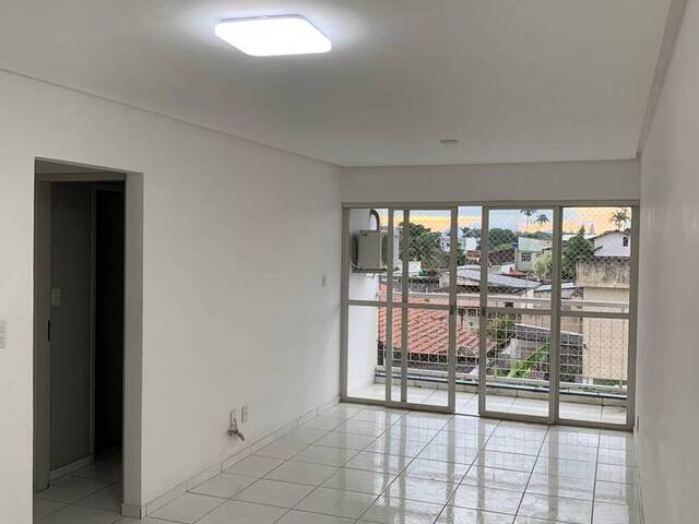 #291 - Apartamento para Locação em Campos dos Goytacazes - RJ