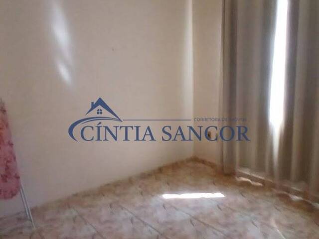#325 - Apartamento para Locação em Campos dos Goytacazes - RJ - 2
