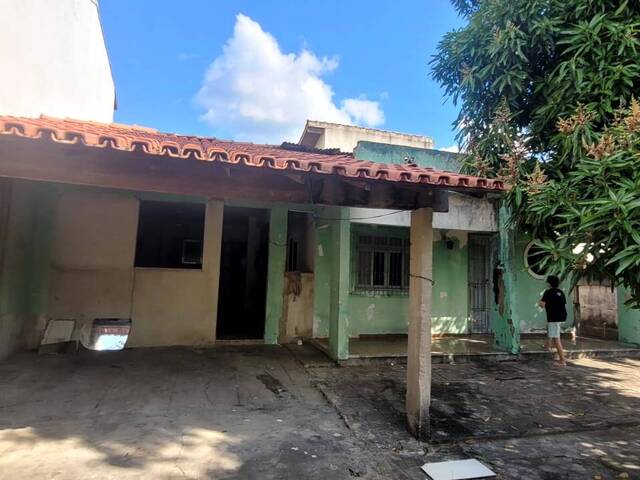 #359 - Casa para Venda em Campos dos Goytacazes - RJ