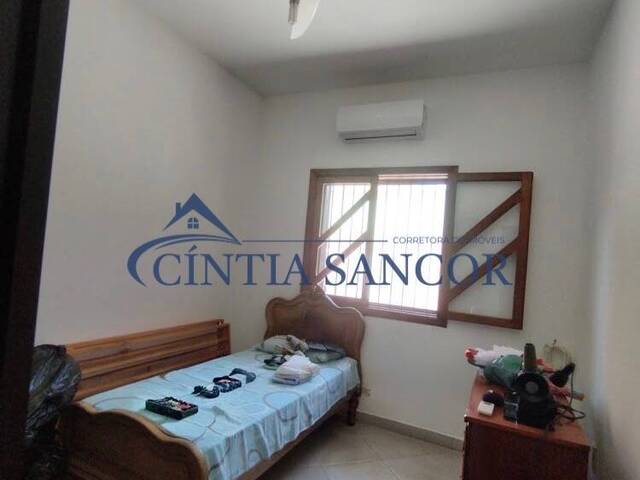 #360 - Apartamento para Venda em Campos dos Goytacazes - RJ