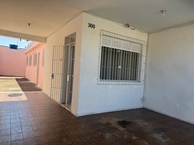 #391 - Casa para Locação em Campos dos Goytacazes - RJ - 1