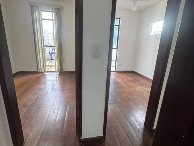 #404 - Apartamento para Locação em Campos dos Goytacazes - RJ