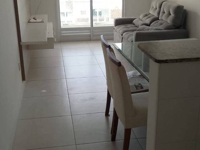 #414 - Apartamento para Locação em Campos dos Goytacazes - RJ