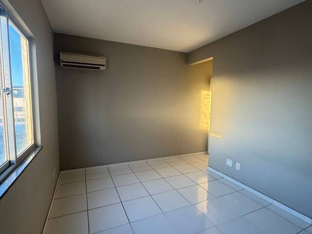 #422 - Apartamento para Locação em Campos dos Goytacazes - RJ